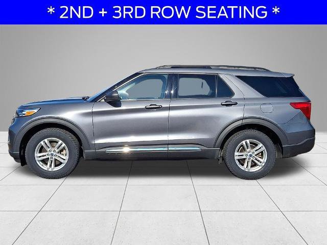 Certified 2022 Ford Explorer XLT image 2