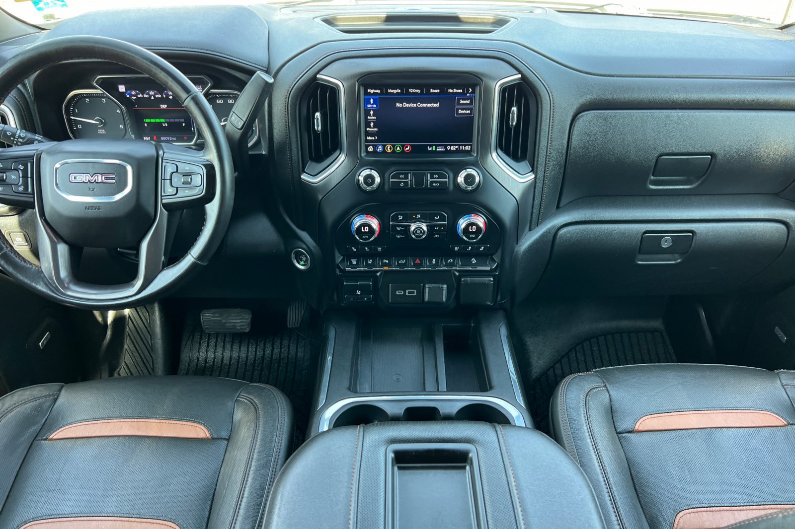 Used 2020 GMC Sierra 2500 AT4 w/ AT4 Premium Package AWD/4WD image 14
