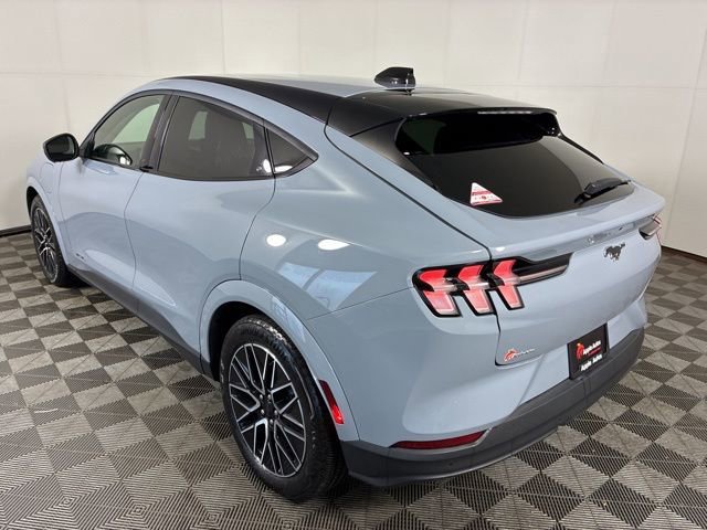 Certified 2025 Ford Mustang Mach-E Premium AWD/4WD image 3