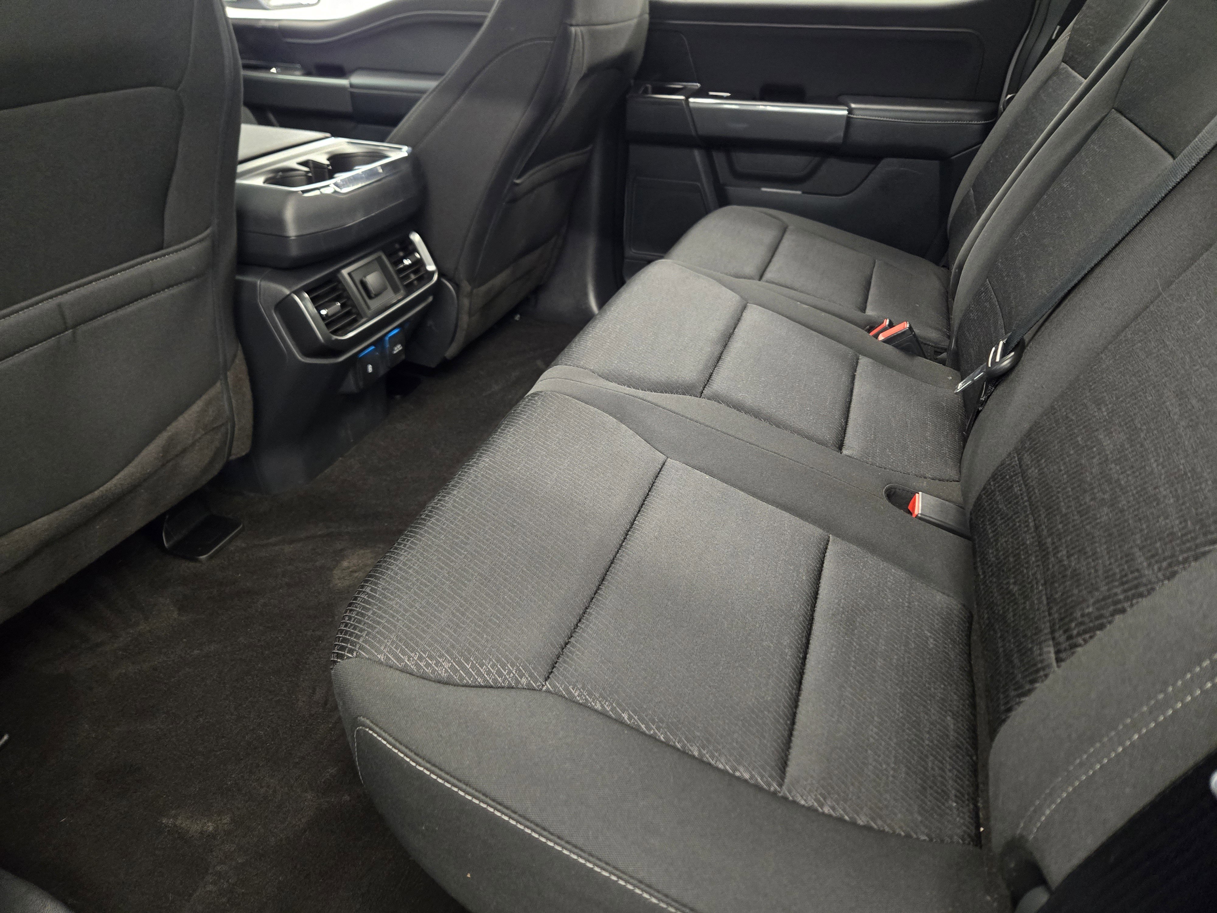 Certified 2022 Ford F150 XLT w/ Equipment Group 302A High image 27