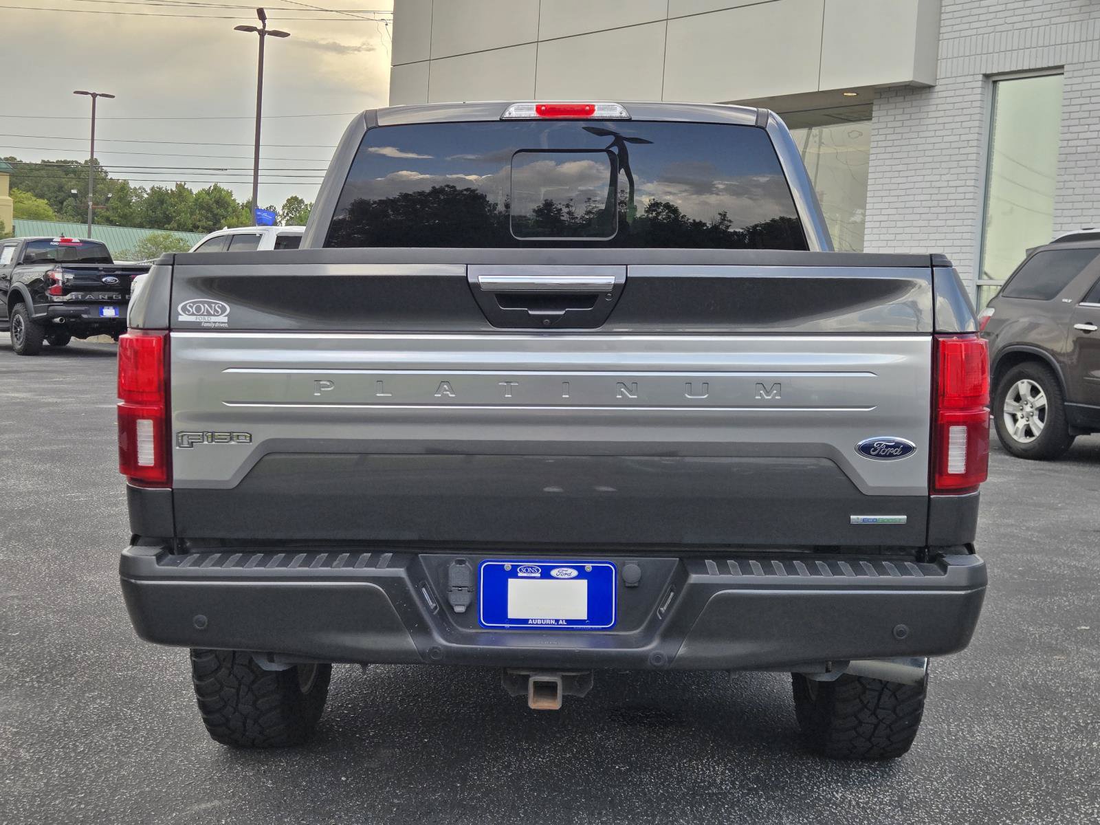 Certified 2020 Ford F150 Platinum w/ Equipment Group 701A Luxury AWD/4WD image 8