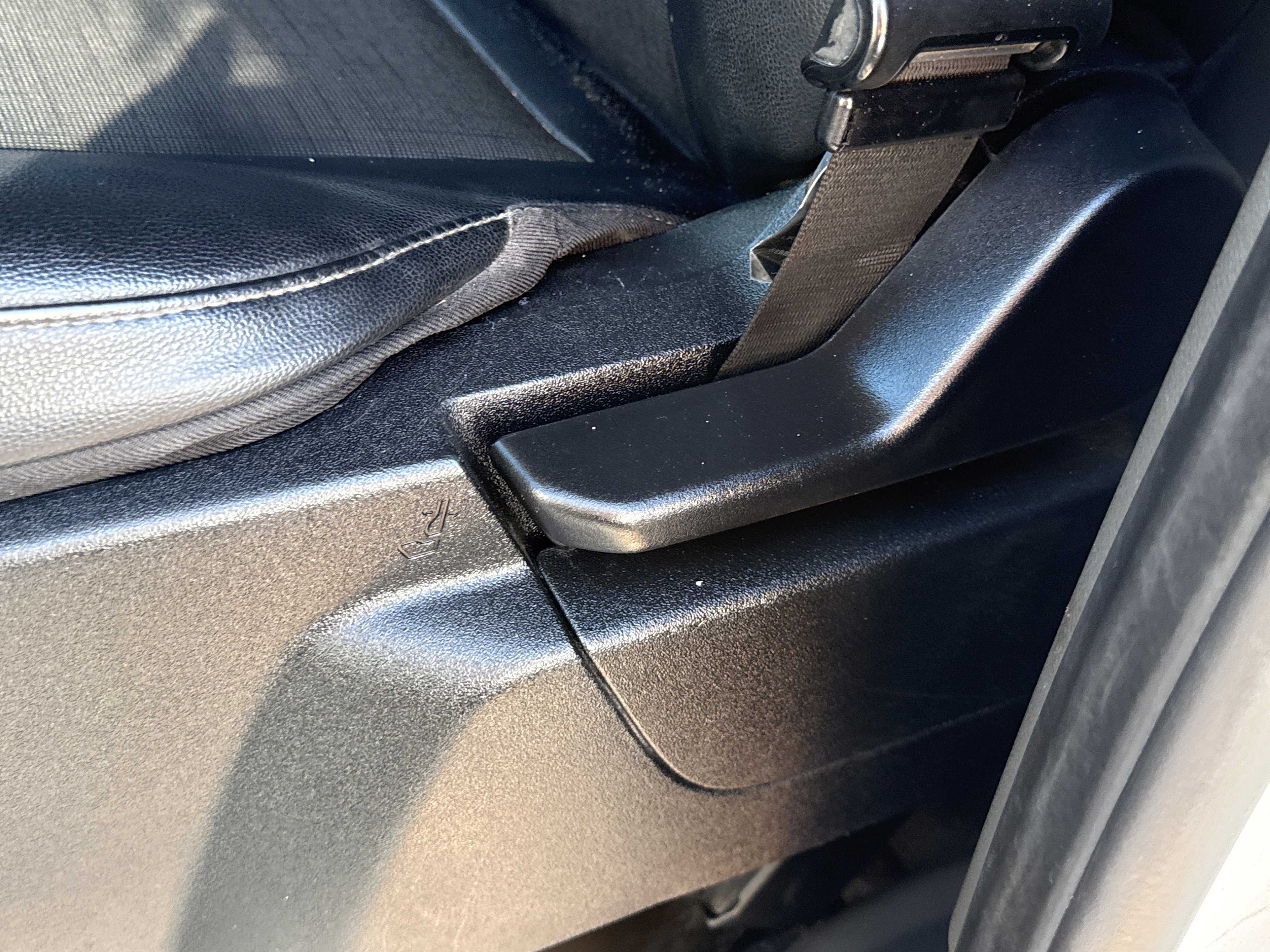 Certified 2022 Ford Transit 250 Medium Roof image 18