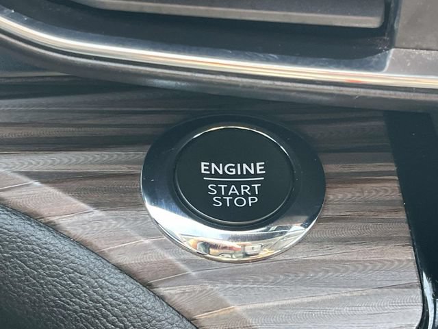Certified 2022 Ford Explorer Limited RWD image 30