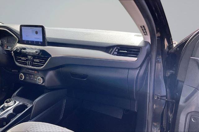 Certified 2022 Ford Escape SE AWD/4WD image 17