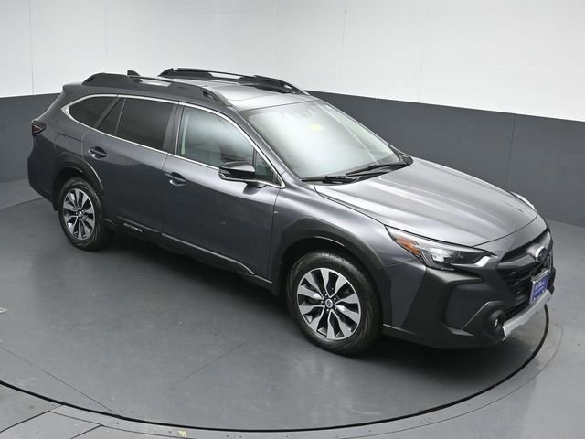 Used 2023 Subaru Outback Limited image 21