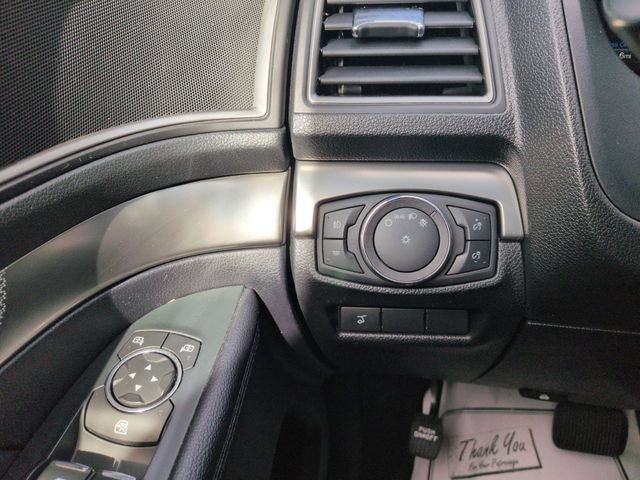 Certified 2019 Ford Explorer XLT w/ Equipment Group 201A AWD/4WD image 30