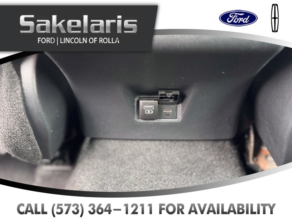 Used 2025 Toyota Camry SE FWD image 36