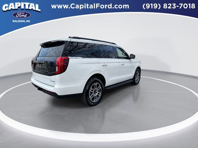 Certified 2025 Ford Expedition Active image 6