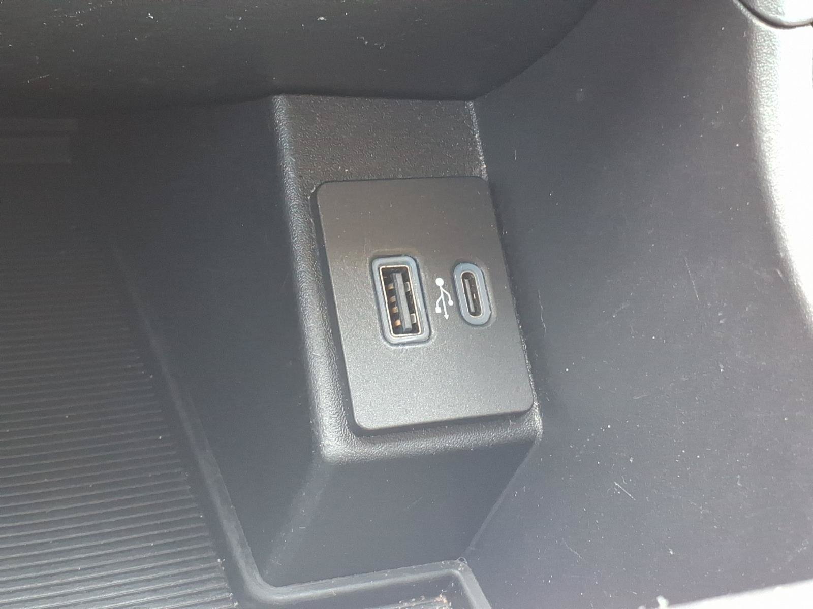 Certified 2023 Ford Edge SEL AWD/4WD image 18
