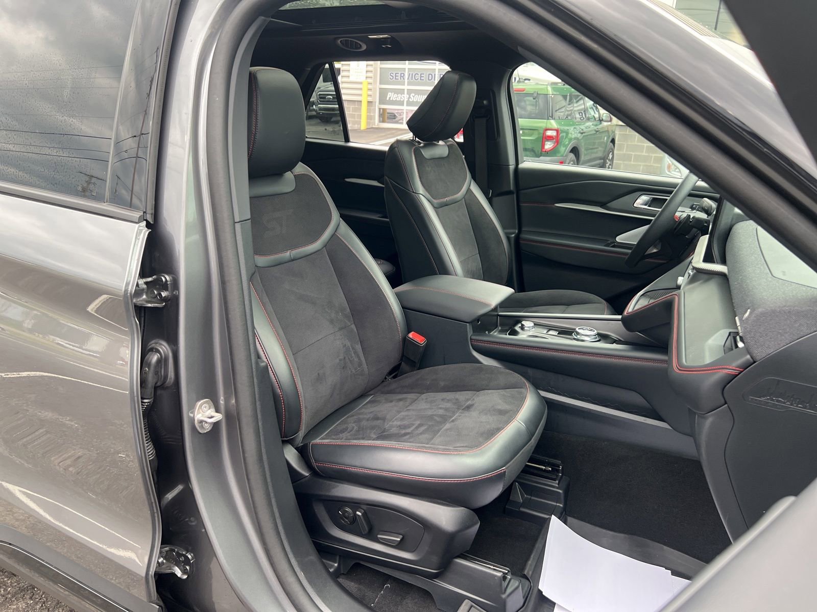 Certified 2025 Ford Explorer ST w/ Sun And Sound Package AWD/4WD image 69