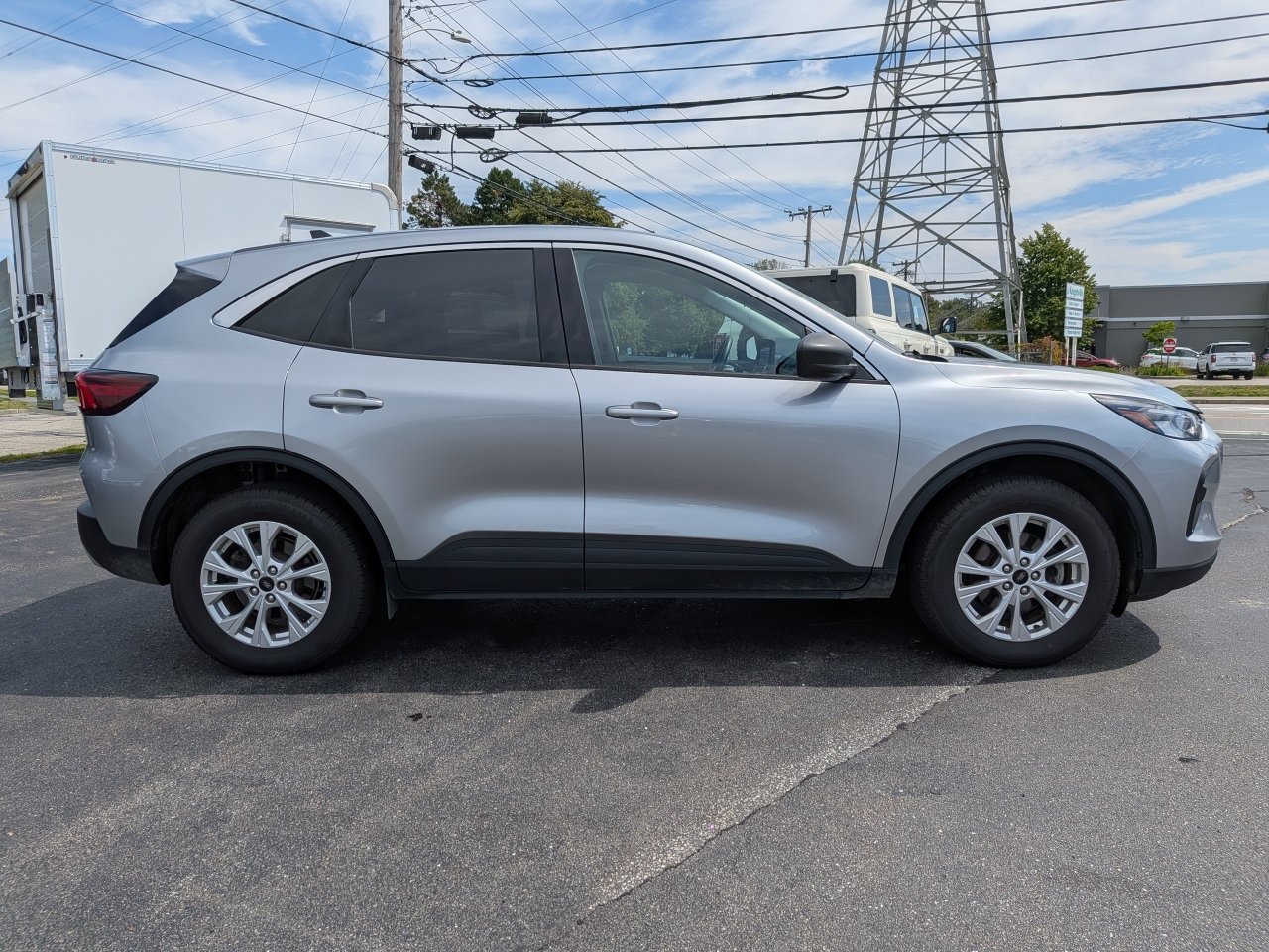 Certified 2023 Ford Escape Active w/ Tech Pack #1 AWD/4WD image 3