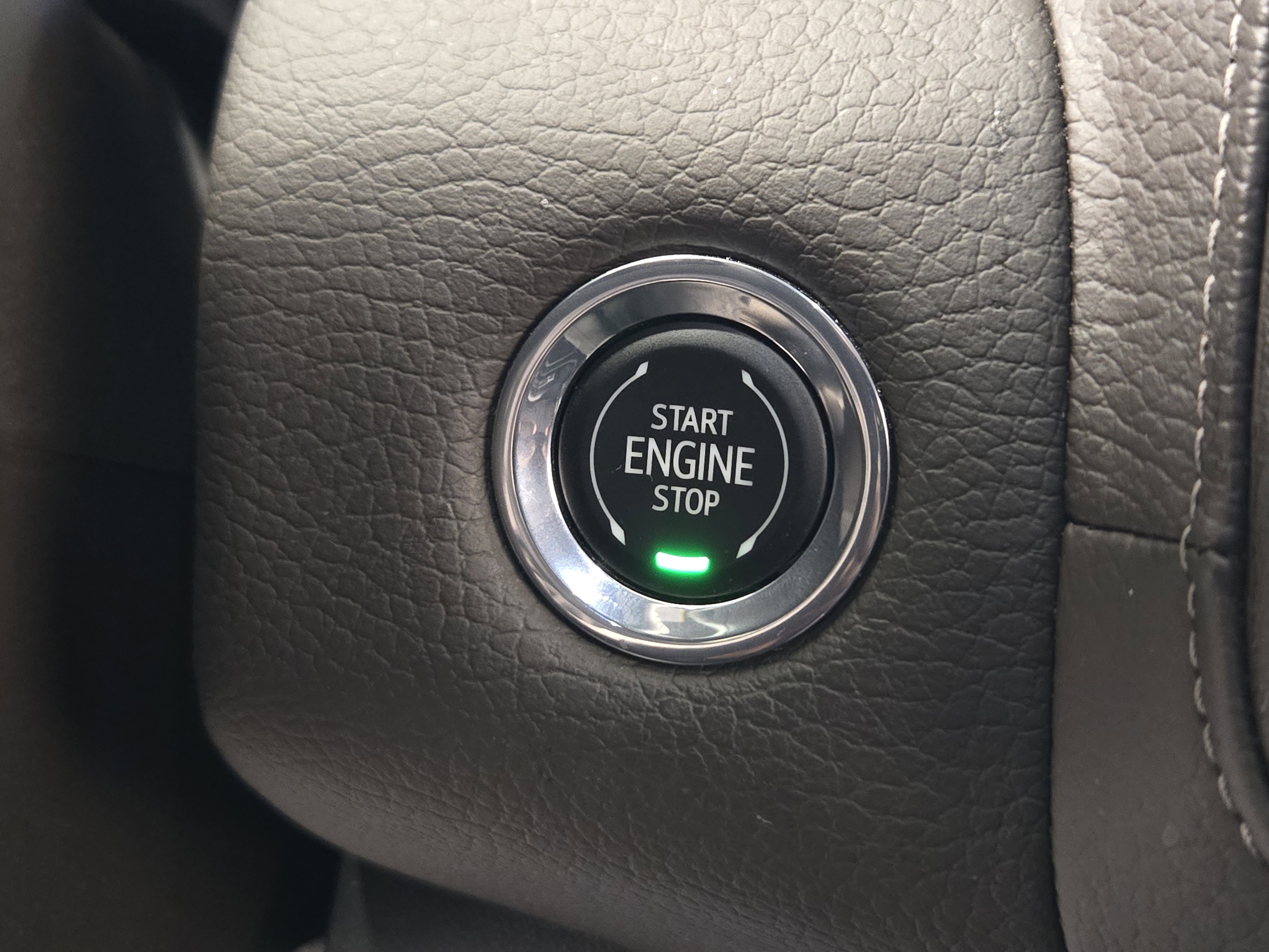 Used 2023 GMC Yukon XL Denali w/ Advanced Technology Package image 20