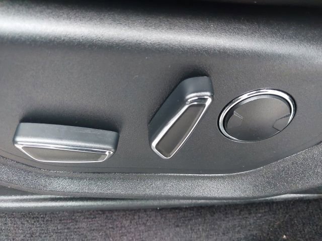 Certified 2017 Ford F150 Lariat w/ Equipment Group 502A Luxury image 22