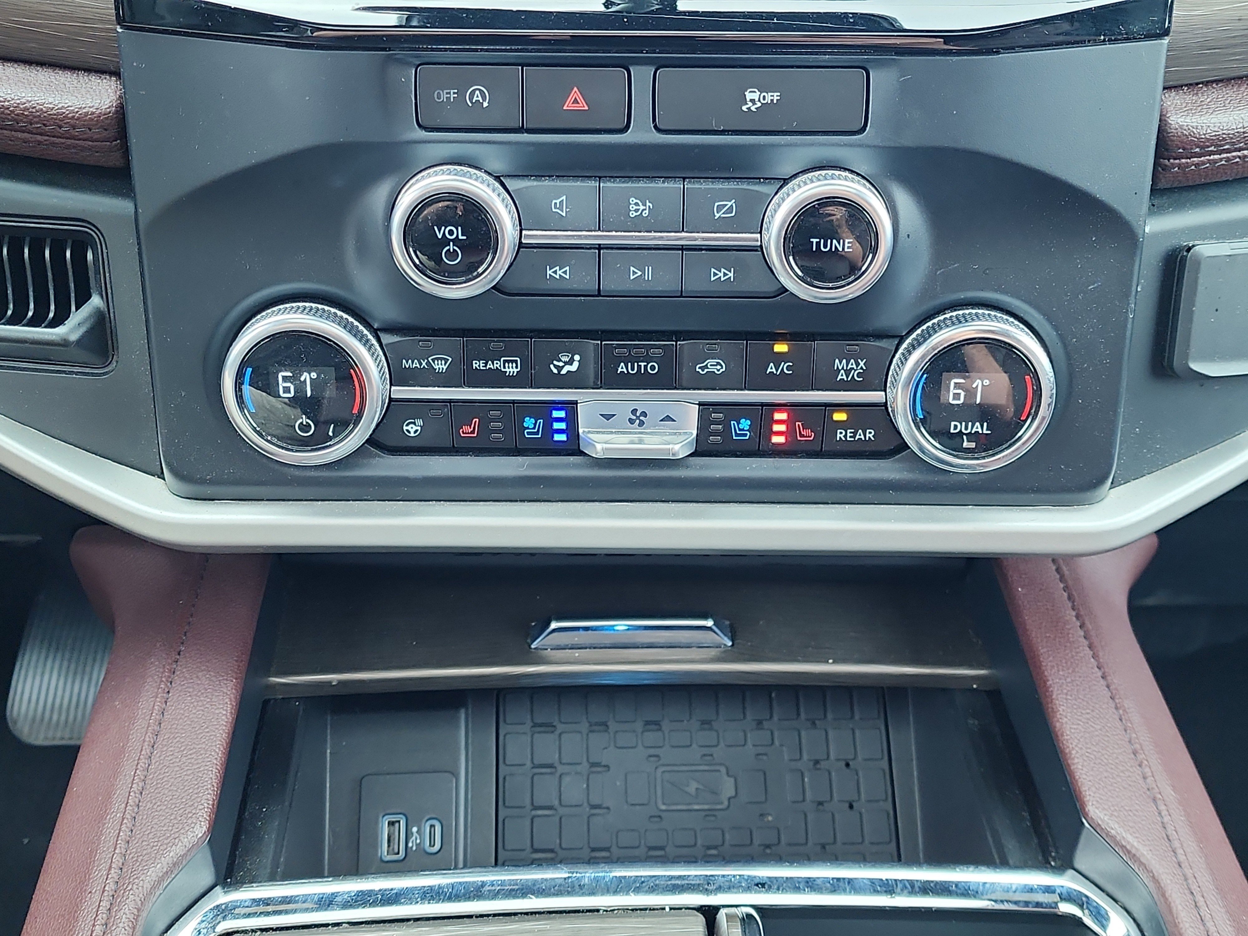 Certified 2023 Ford Expedition Limited image 27