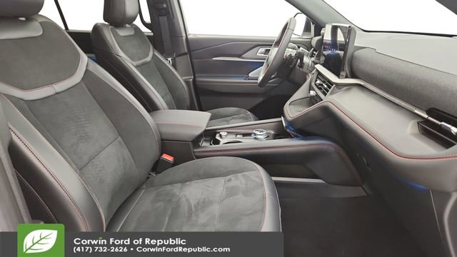 Certified 2025 Ford Explorer ST w/ Sun And Sound Package image 29