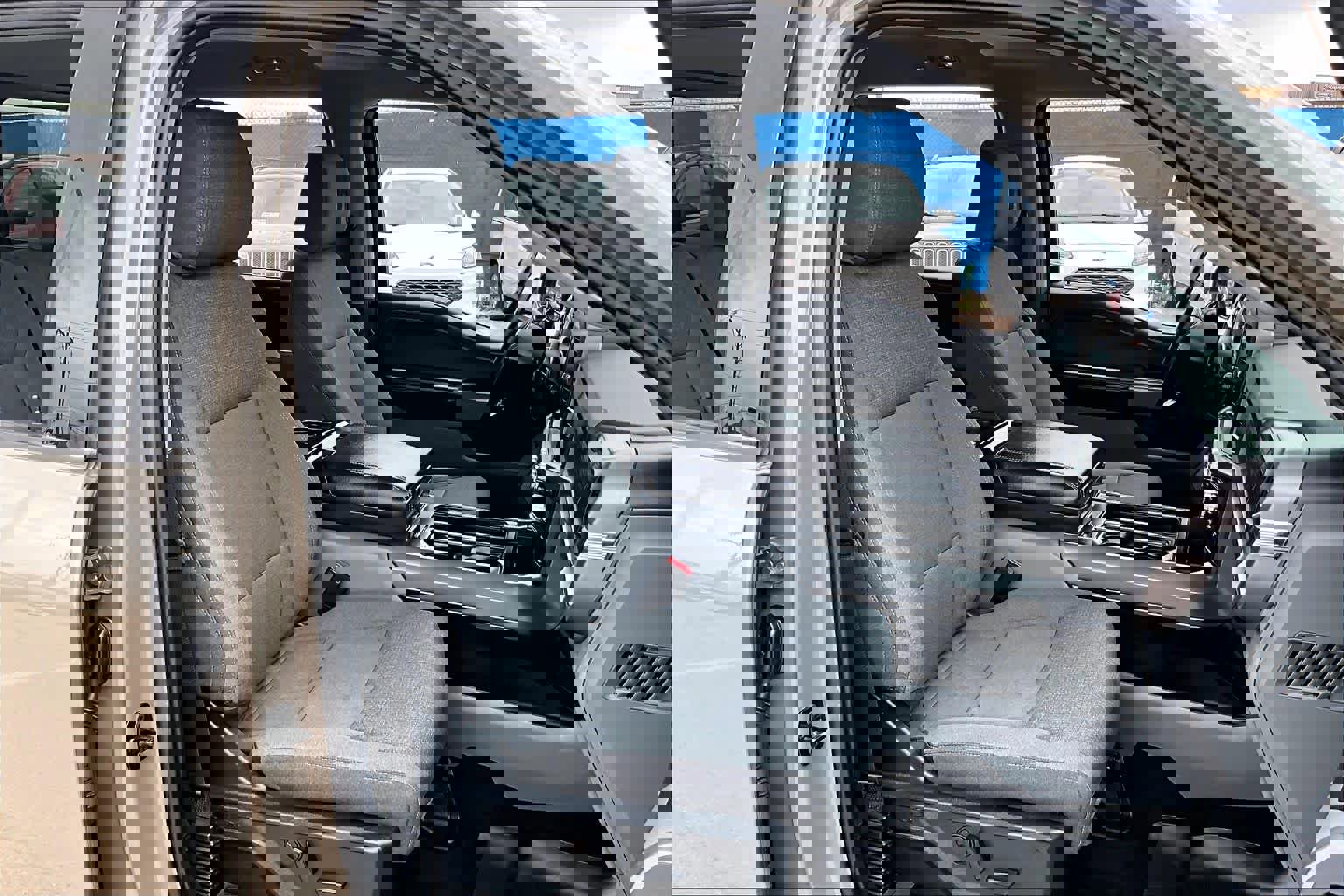 Certified 2025 Ford F150 XLT w/ Equipment Group 303A High image 9