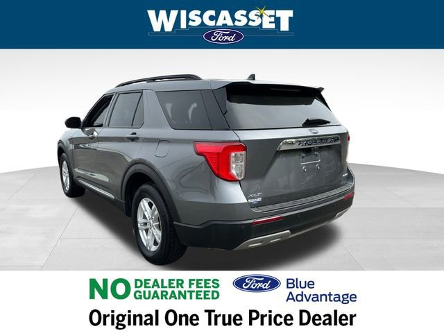 Certified 2023 Ford Explorer XLT w/ Equipment Group 202A image 3