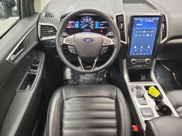 Certified 2024 Ford Edge SEL w/ Convenience Package AWD/4WD image 14
