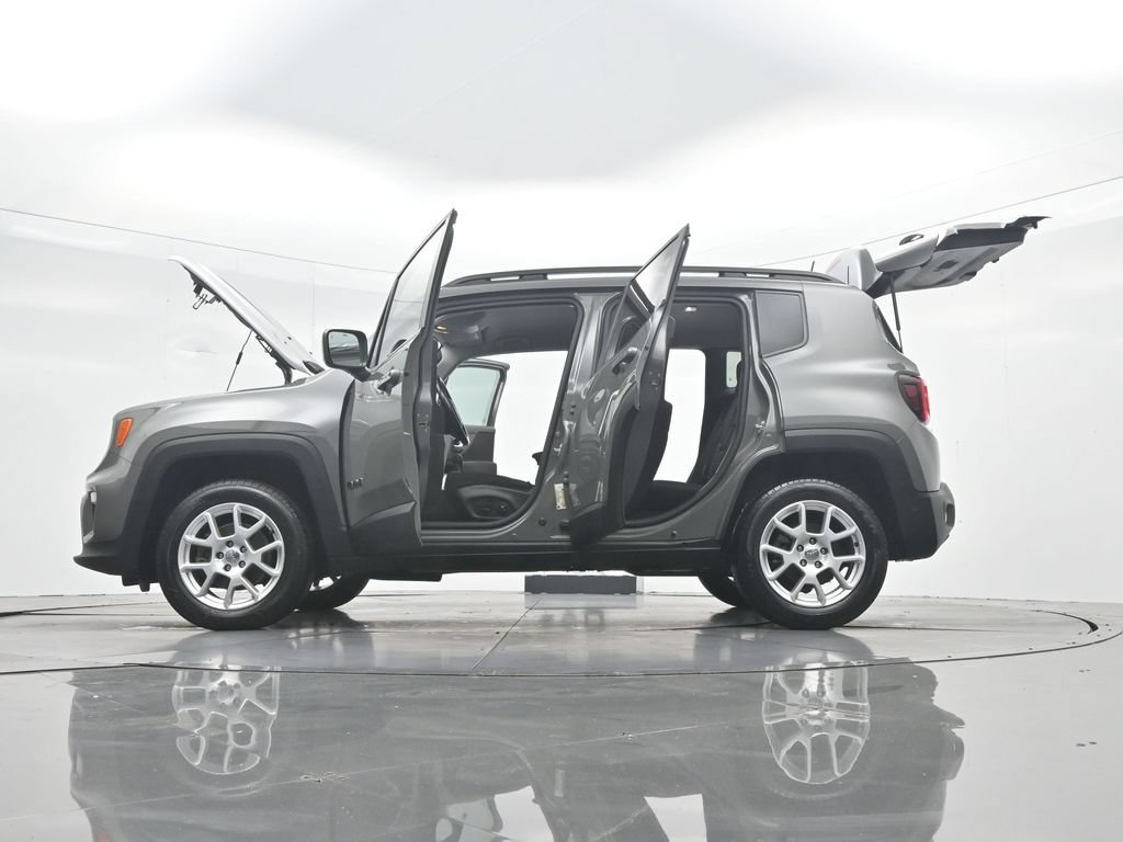 Used 2021 Jeep Renegade Latitude w/ Luxury Group I AWD/4WD image 46