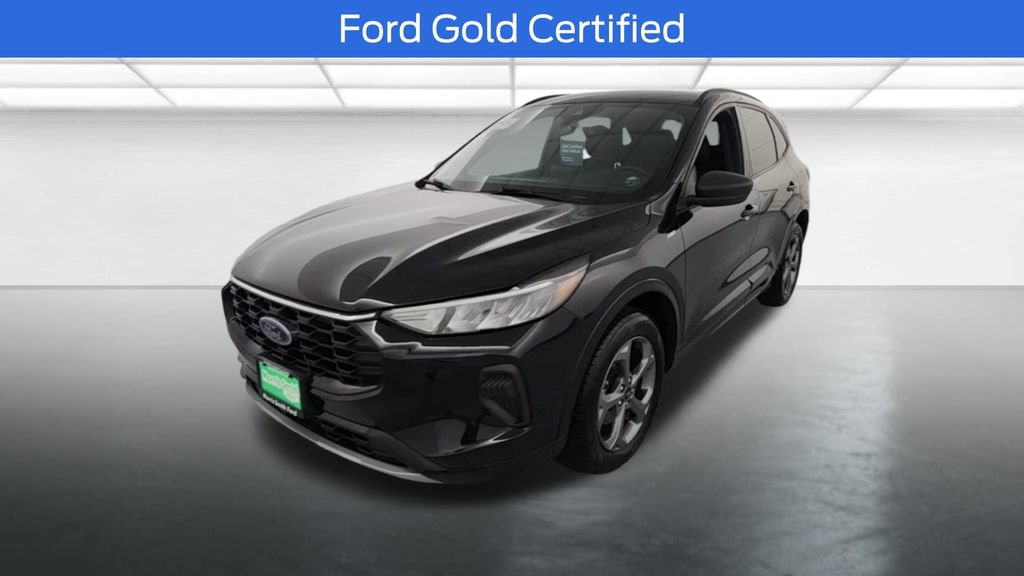 Certified 2024 Ford Escape ST-Line AWD/4WD image 2