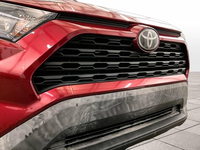 Used 2020 Toyota RAV4 LE w/ All Weather Liner Package AWD/4WD image 29