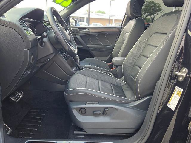 Used 2023 Volkswagen Tiguan SEL R-Line image 23