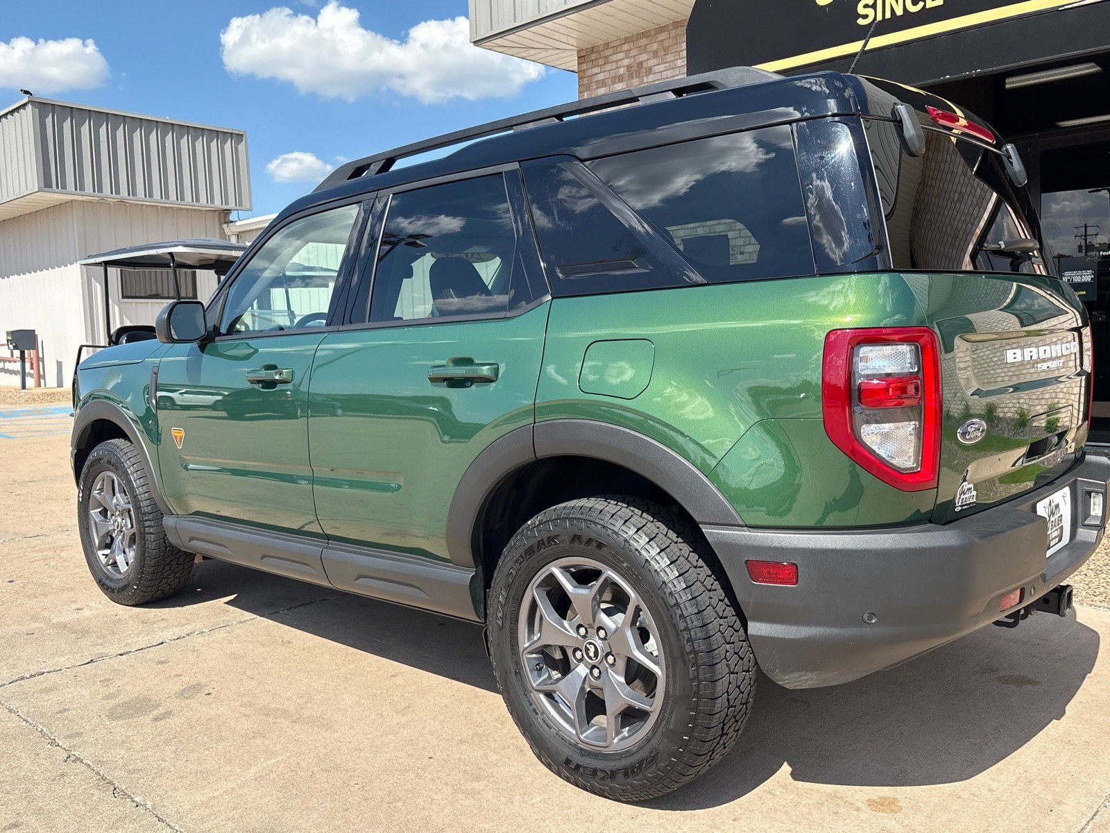 Certified 2024 Ford Bronco Sport Badlands w/ Premium Package AWD/4WD image 11