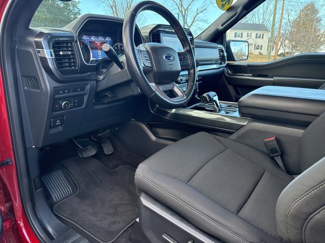 Certified 2022 Ford F150 XLT w/ Equipment Group 302A High image 8