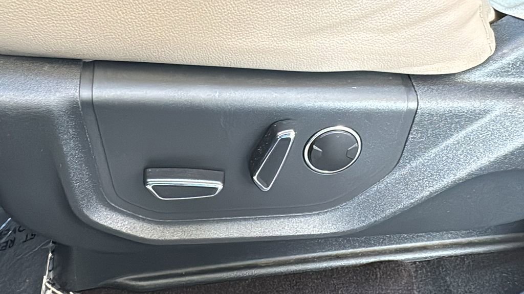 Certified 2023 Ford Expedition Limited image 20