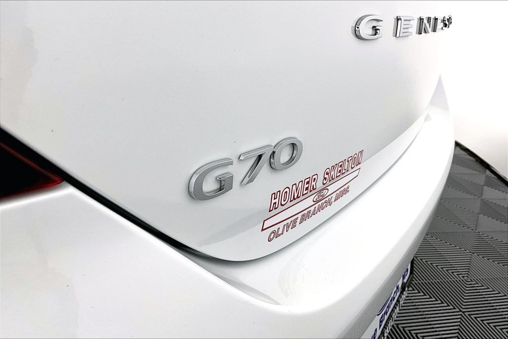 Used 2025 Genesis G70 2.5T RWD image 14