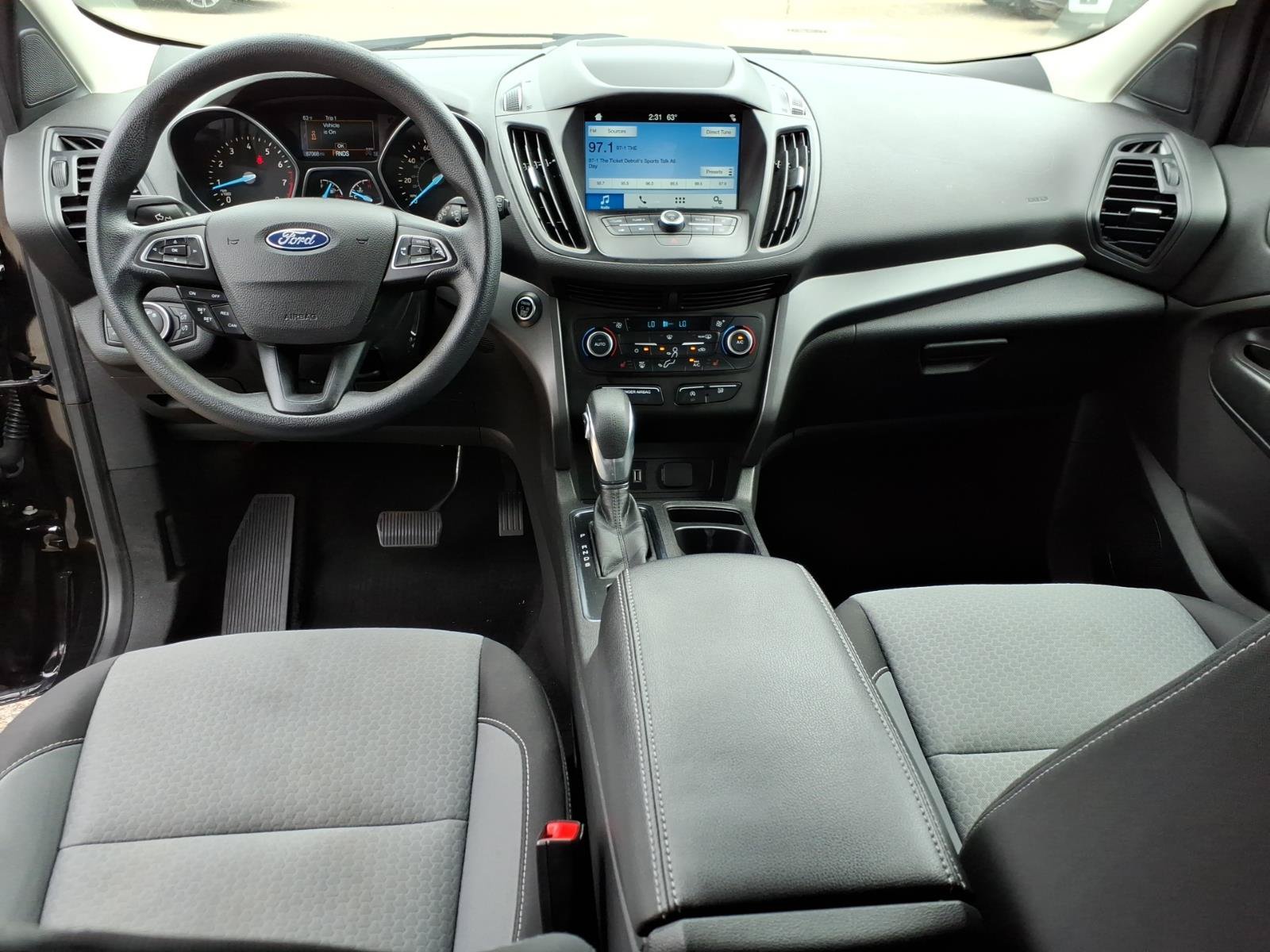 Certified 2019 Ford Escape SE FWD image 14