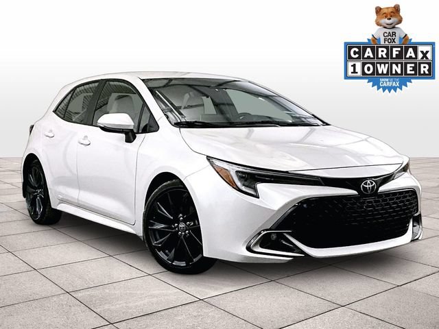 Used 2024 Toyota Corolla XSE FWD image 2