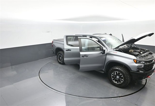 Used 2023 Chevrolet Silverado 1500 ZR2 image 31