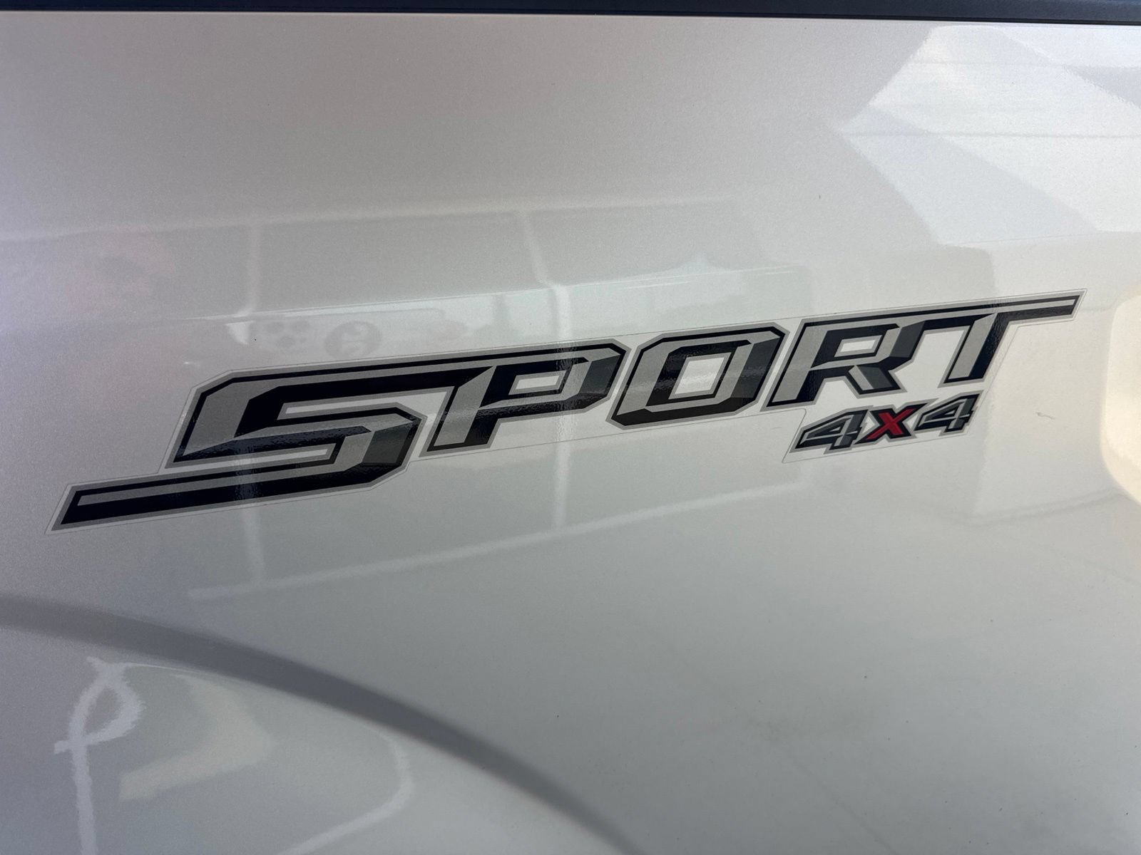 Certified 2019 Ford F150 Lariat w/ Equipment Group 502A Luxury AWD/4WD image 15