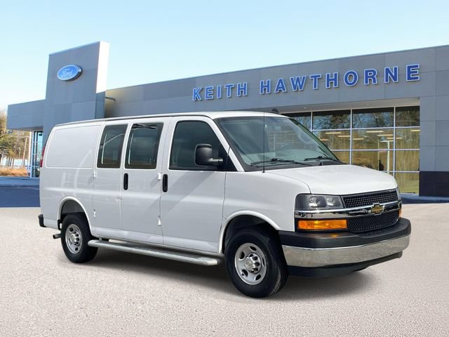 Used 2025 Chevrolet Express 2500 w/ Driver Convenience Package RWD image 1