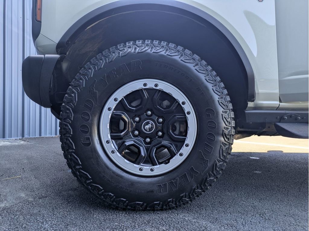 Certified 2025 Ford Bronco Badlands AWD/4WD image 26