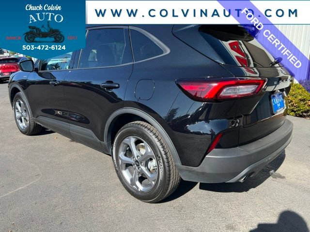 Certified 2025 Ford Escape ST-Line Select AWD/4WD image 11