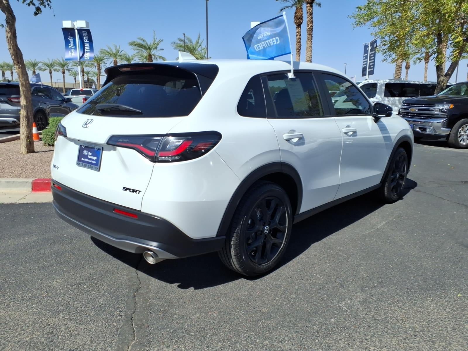 Used 2023 Honda HR-V Sport image 4