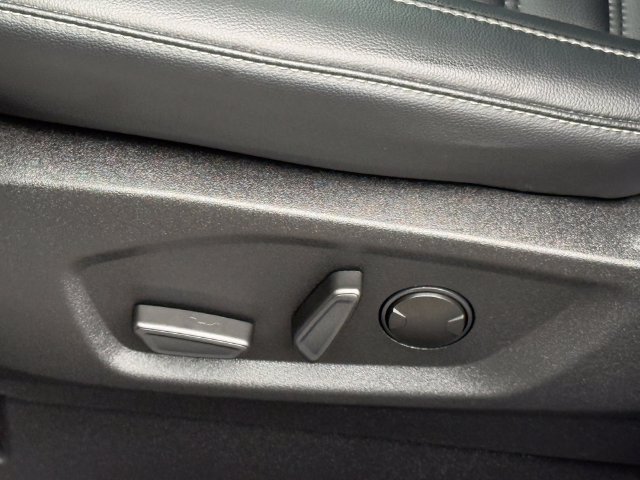 Certified 2024 Ford Edge SEL w/ Convenience Package AWD/4WD image 7