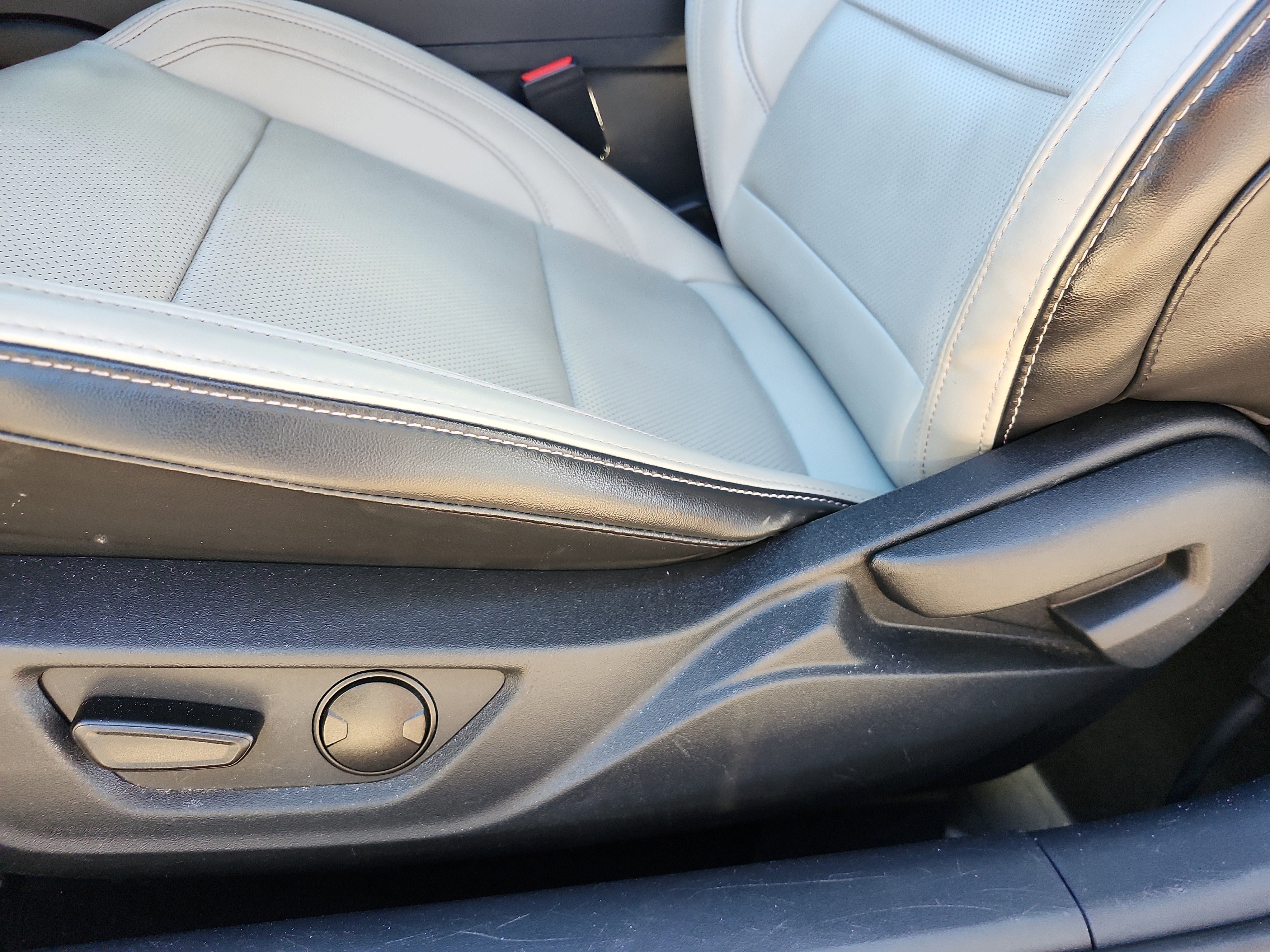 Certified 2024 Ford Mustang Premium image 16