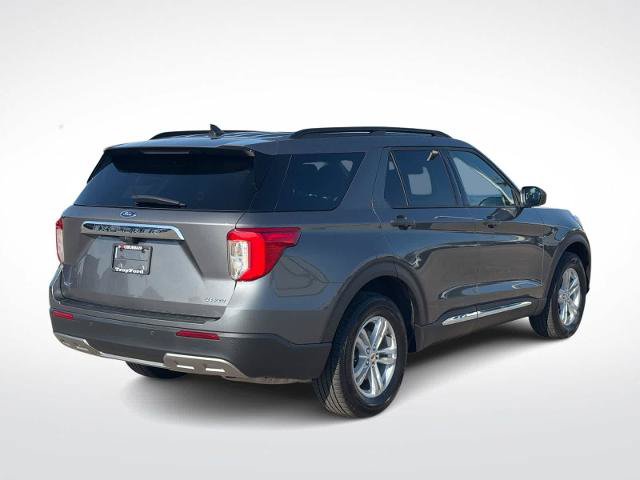 Certified 2023 Ford Explorer XLT w/ Equipment Group 202A AWD/4WD image 8