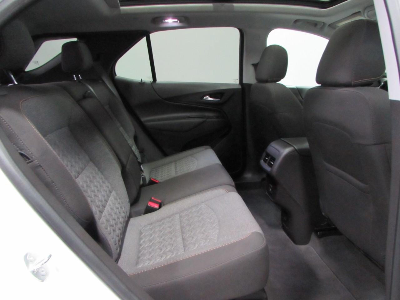 Used 2024 Chevrolet Equinox LT AWD/4WD image 19