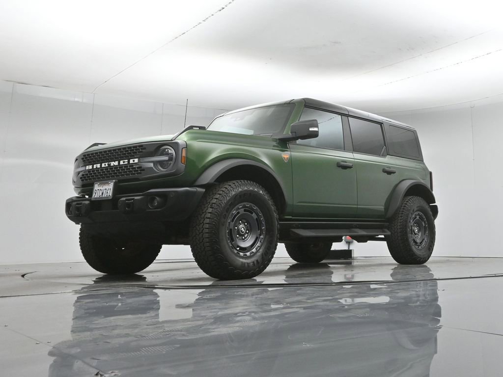 Certified 2025 Ford Bronco Badlands AWD/4WD image 42