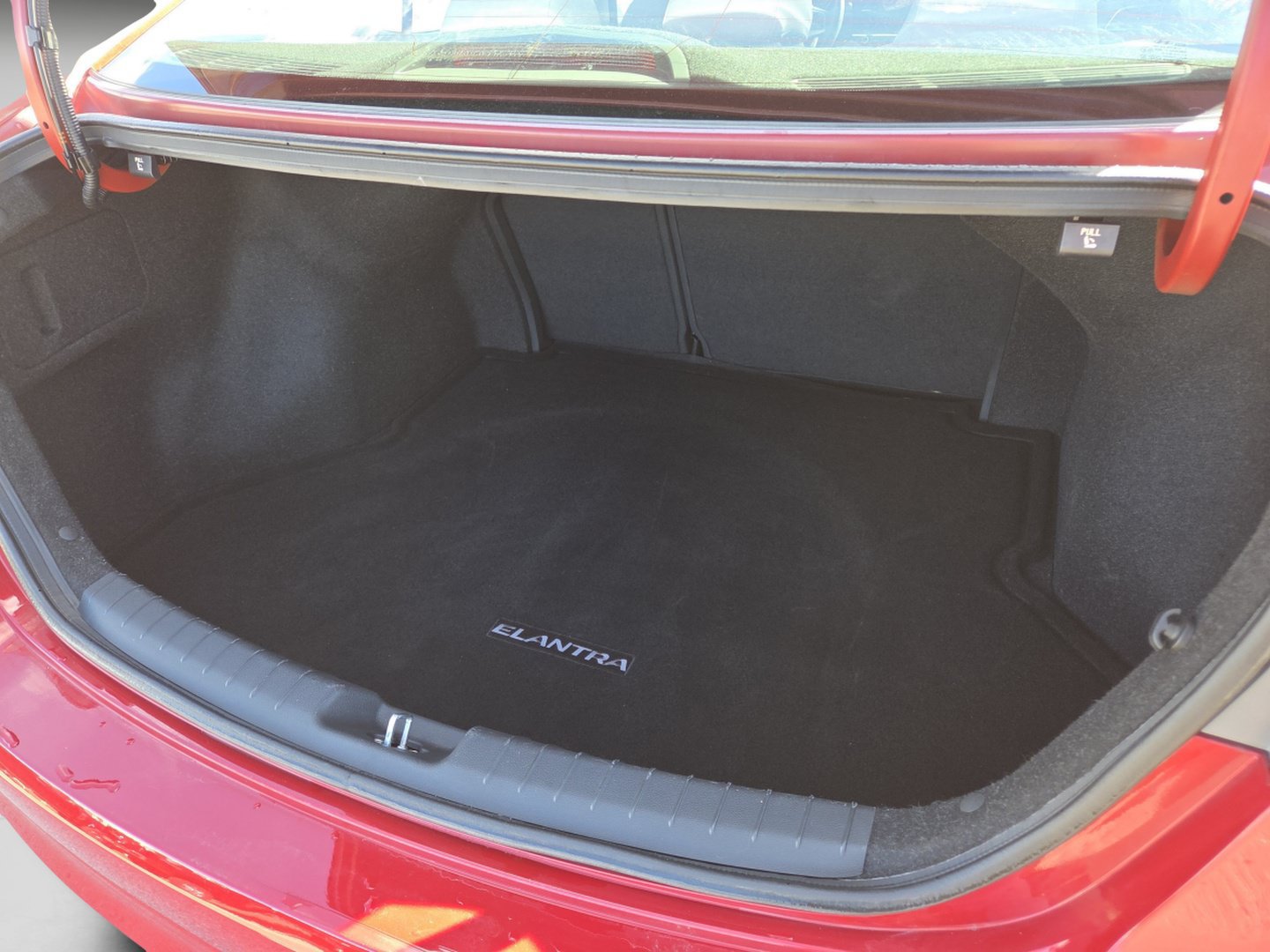 Used 2017 Hyundai Elantra SE FWD image 20