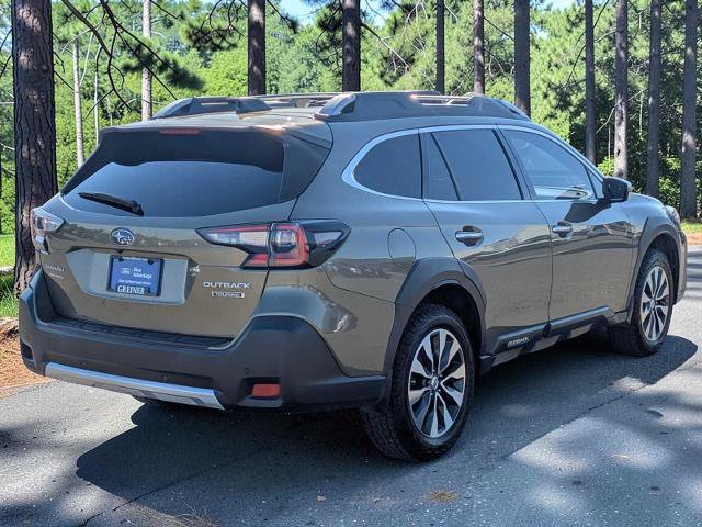 Used 2023 Subaru Outback Touring AWD/4WD image 6