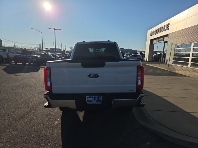 Certified 2024 Ford F250 XLT image 4