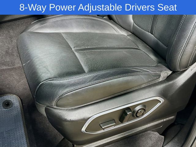 Used 2023 Jeep Wagoneer L Series II AWD/4WD image 10