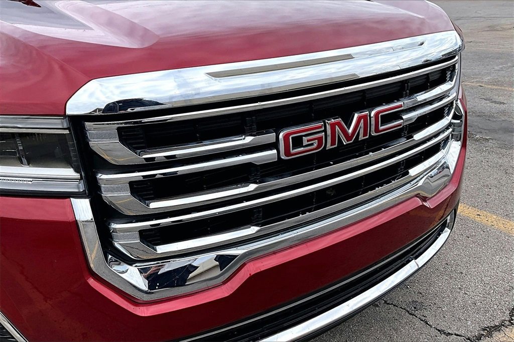 Used 2023 GMC Acadia SLE image 29