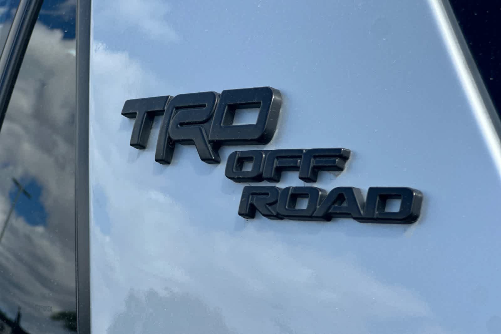 Used 2024 Toyota 4Runner TRD Off-Road Premium w/ Off Road Premium Plus Package AWD/4WD image 28