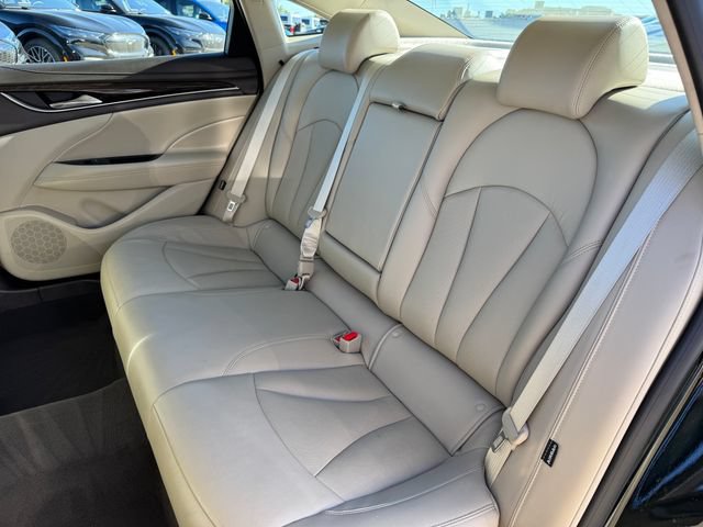 Used 2017 Buick LaCrosse Premium AWD/4WD image 16